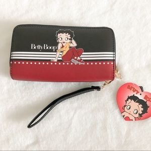 Betty Boop Zip Close Wristlet Wallet
